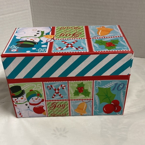 Tri Coastal Design Joy to the World Christmas Recipe Box with Dividers & Cards - Picture 2 of 13